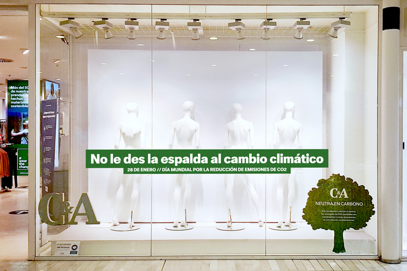C&A desnuda sus escaparates por el cambio climático
