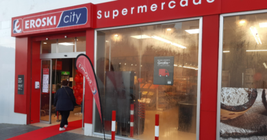 Eroski abre un nuevo supermercado franquiciado en Aznalcázar (Sevilla)