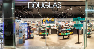 Douglas lanza una prueba piloto de Click & Collect en Madrid