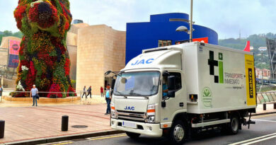 Makro incorpora camiones eléctricos a sus rutas de País Vasco