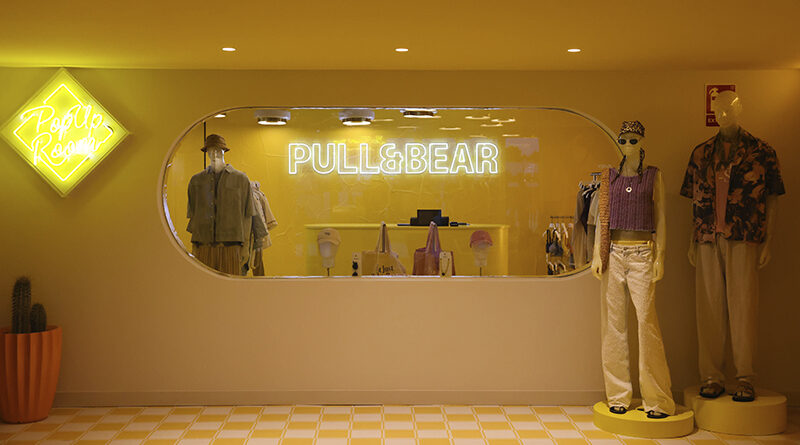 Pull&Bear abrió las puertas de la pop up store en el icónico hotel Los Felices, que permanecerá abierta al público hasta finales de julio