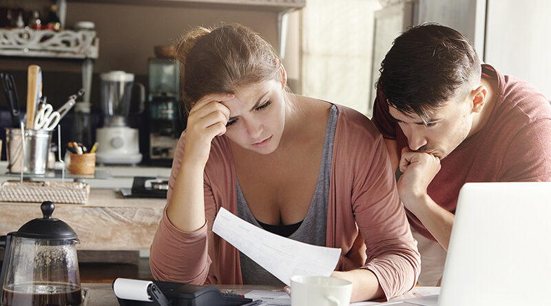 Las previsiones de ahorro de las familias en España se resienten y bajan también cinco puntos