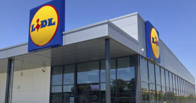 Lidl abrirá puntos de venta en Cataluña (Ripoll), Andalucía (Mairena del Aljarafe y La Zubia), la Región de Murcia (Lorca y Murcia), la Comunidad de Madrid (Villaviciosa de Odón) y Castilla-La Mancha (Ciudad Real)