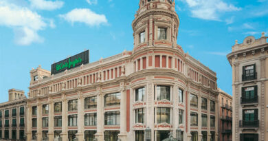 Baja la persiana El Corte Inglés Portal de l’Àngel de Barcelona