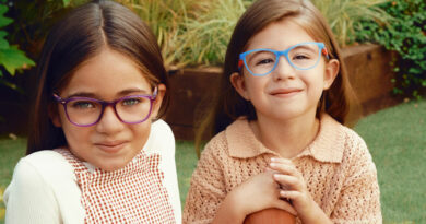 Opticalia lanza Flex your mood, gafas infantiles que no se rompen