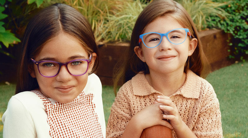 Opticalia lanza Flex your mood, gafas infantiles que no se rompen