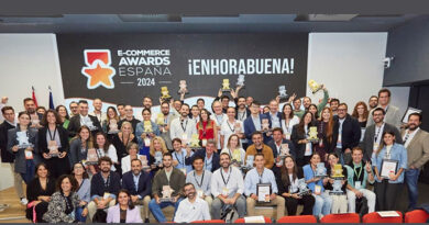 Vinoselección ha sido reconocido como el "Mejor ECommerce de 2024" en los Ecommerce Awards 2024