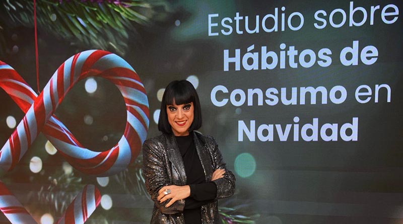 Beatriz Santos, directora comercial de Eroski durante la presentación del estudio sobre los hábitos de consumo en Navidad