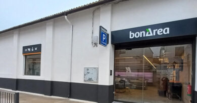 Esta apertura representa la primera tienda bonÀrea en el municipio de Híjar y, además, la primera en toda la comarca del Bajo Martín