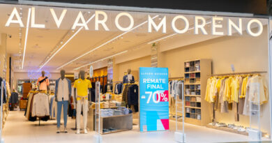 Tienda de Álvaro Moreno en el centro comercial Islazul