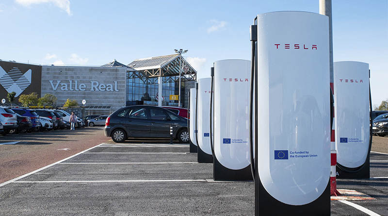 Valle Real se convierte en referente de movilidad sostenible en Cantabria al instalar los supercargadores de Tesla más cercanos a Santander