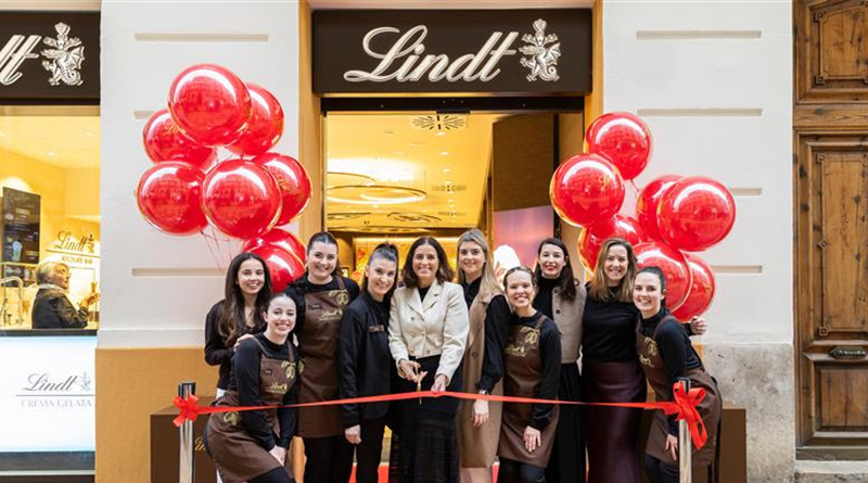 La tienda se organiza en distintas áreas para facilitar un recorrido completo por la gama de productos de Lindt