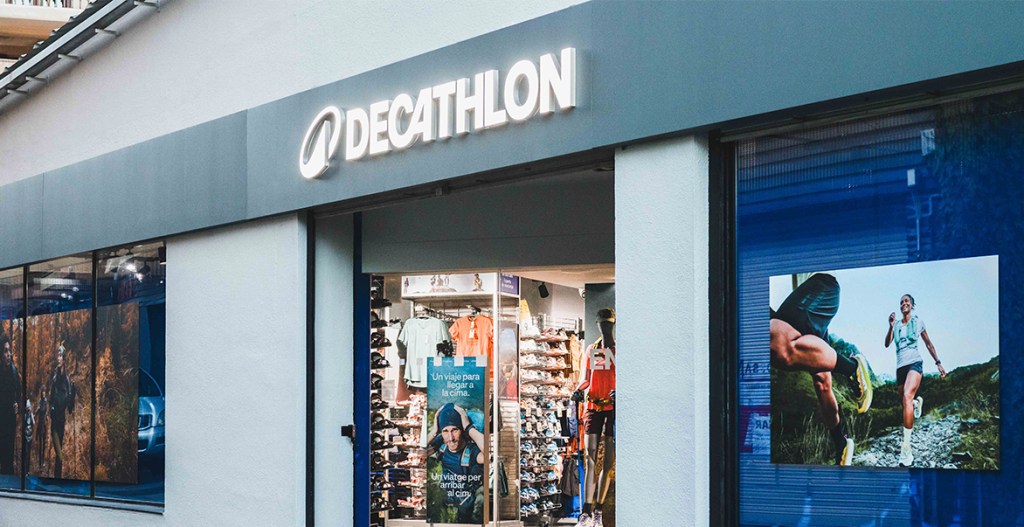 El nuevo establecimiento, el quinto de la compañía en Girona, está situado en pleno corazón de Puigcerdà y una de las zonas comerciales del municipio
