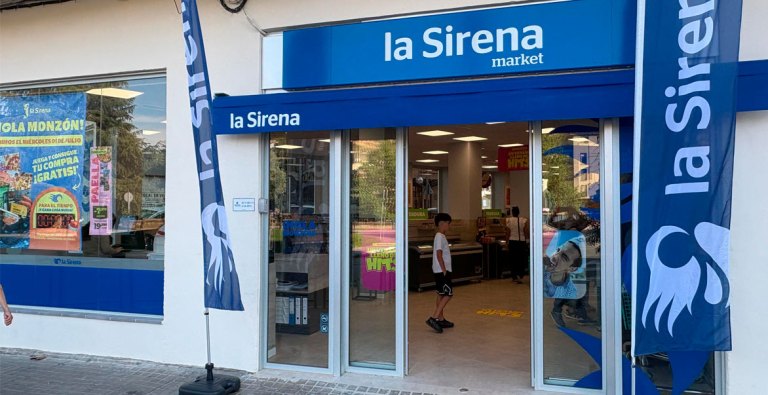La Sirena inaugura tienda en Monzón (Huesca)