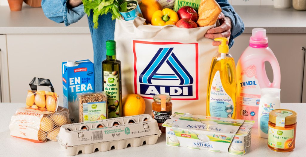 Aldi suma 965.000 compradores de marca propia desde 2023