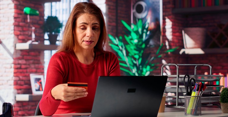 Los datos reflejan que el 64% de los españoles asegura sentirse a menudo o muy a menudo ante demasiadas opciones, mensajes o estímulos procedentes de las marcas