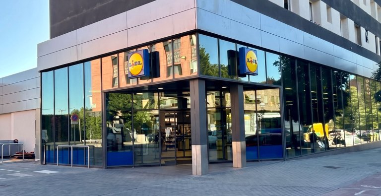 Lidl reabre su tienda de García Noblejas (Madrid)