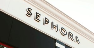 Sephora formará a sus empleados contra el odio por la apariencia