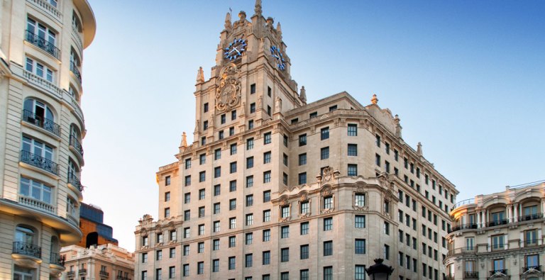 Telefónica vende su sede de Gran Vía a Galerías Comerciales
